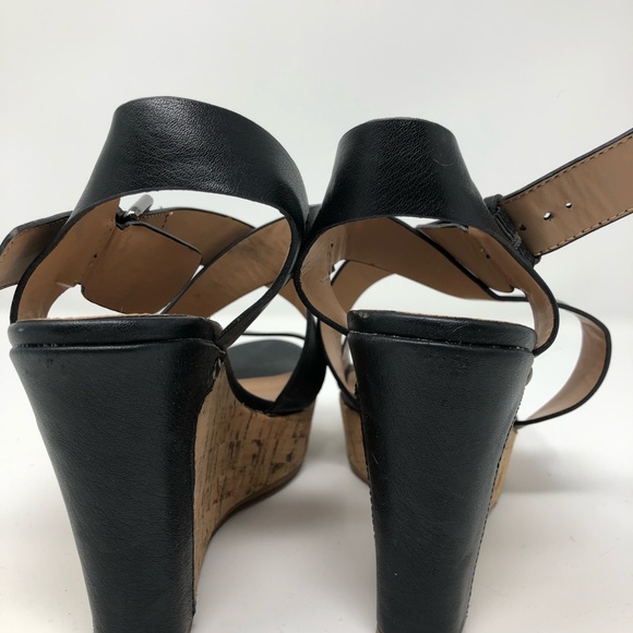 Shoes - Picture 4 of 4